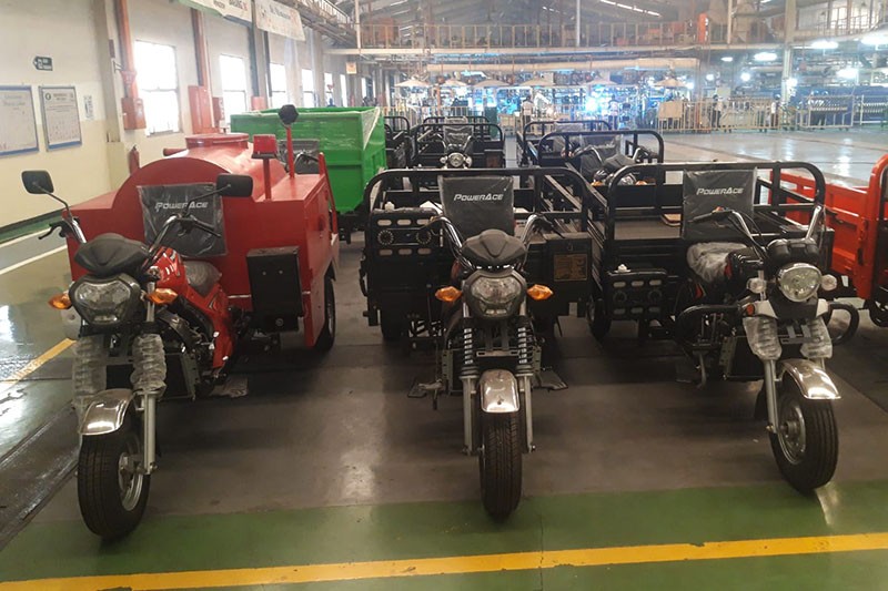 Penampakan Motor Listrik Roda Tiga untuk UMKM - Bagian 2