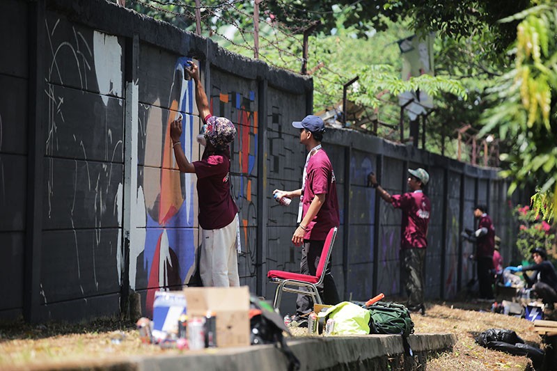 Festival Mural untuk Berantas Vandalisme di Gerbong KRL - Bagian 4