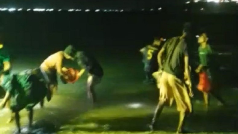 Heboh Ikan Naik ke Pantai di Lebak Banten, Warga Girang tapi Sempat Takut Tsunami