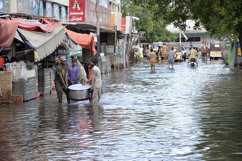 Pakistan Diguyur Hujan Lebat, Jalan Banjir hingga Nelayan Tidak Berani Melaut - Bagian 2