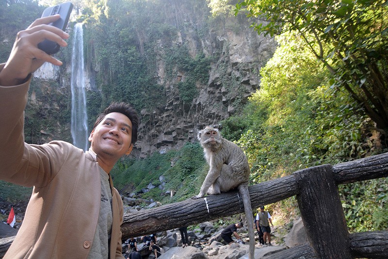 Cerita Akhir Pekan: Menikmati Sejuknya Alam Air Terjun Grojogan Sewu - Bagian 8