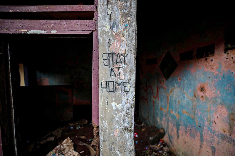 Uji Nyali di Kampung Zombie Cililitan, Ditinggal Para Pemilik karena Sering Banjir - Bagian 4