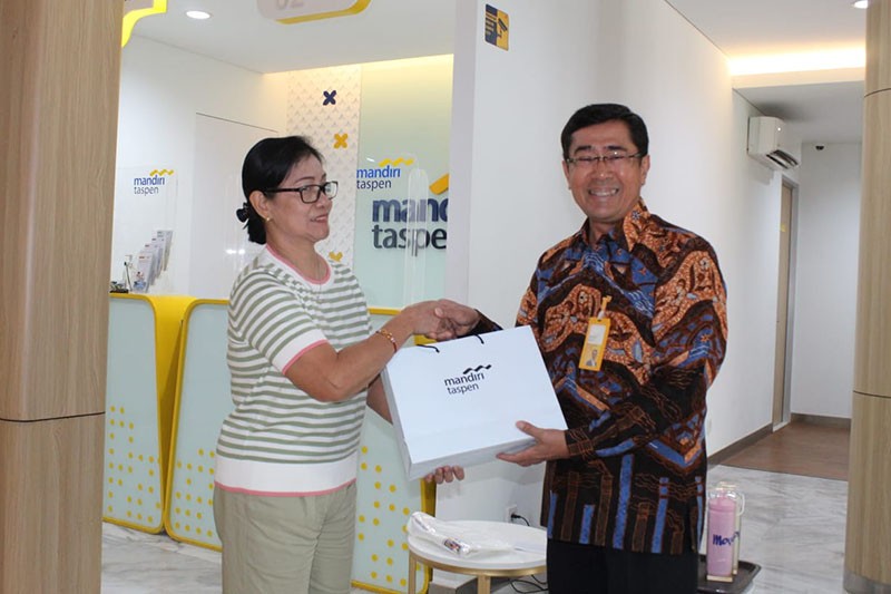 Program Direktur Menyapa Nasabah  - Bagian 4