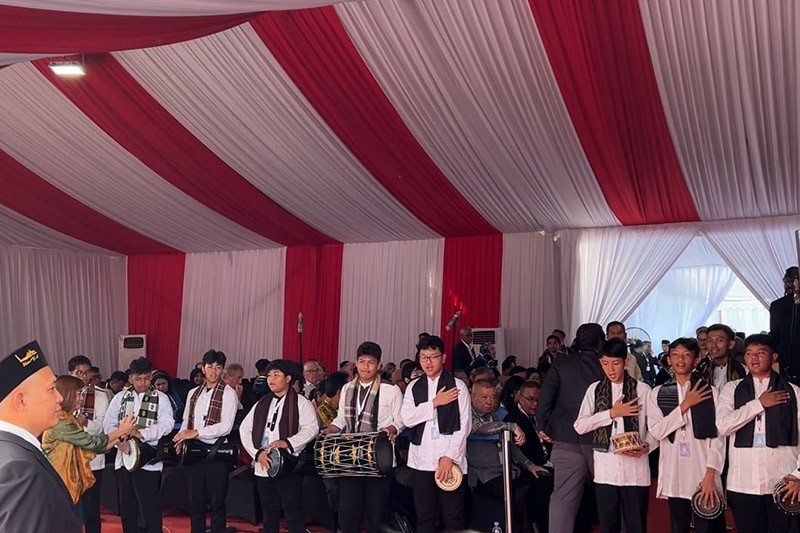 Rebana Iringi Kedatangan Paus Fransiskus di Masjid Istiqlal, Ini Bunyi Liriknya - Bagian 1