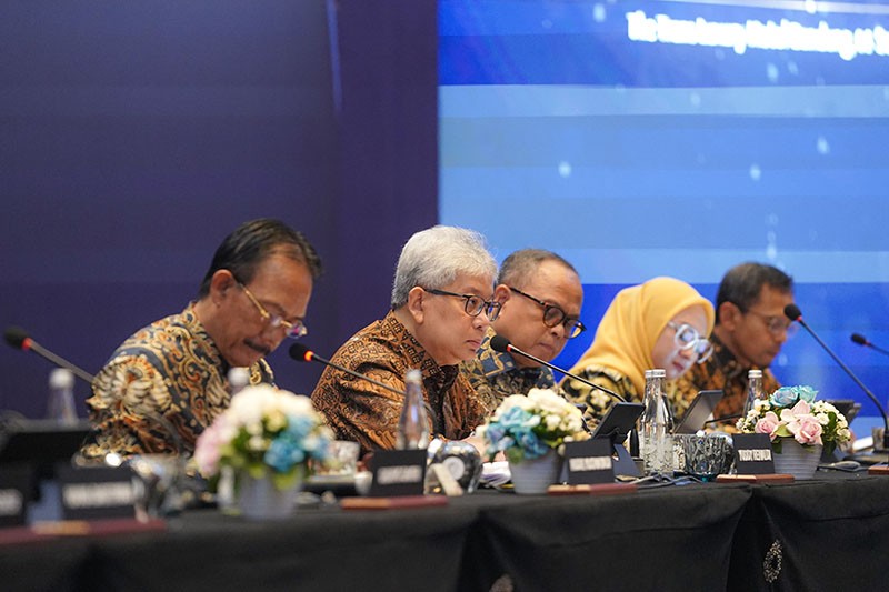 Gelar RUPSLB 2024, bank bjb Tetapkan Susunan Komisaris Baru - Bagian 3