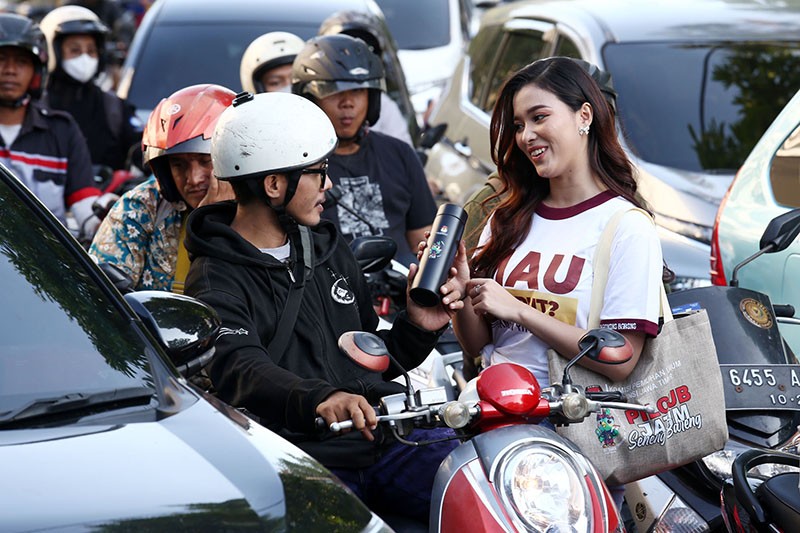 KPU Jatim Kerahkan 3 Perempuan Cantik Tekan Angka Golput Pilkada 2024 - Bagian 5