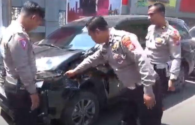 Ngeri! Detik-Detik Nenek di Ponorogo Tewas Ditabrak Minibus saat Jalan ke Masjid
