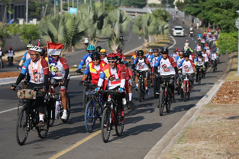 500 Pesepeda Meriahkan Fun Bike 20 K di Bandung Barat - Bagian 3