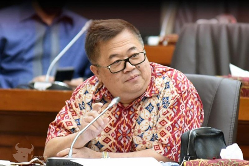 Komisi VI DPR Minta Pemerintah Tertibkan Perusahaan yang Diduga Memanfaatkan TKDN IK - Bagian 1