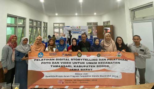 Tim Dosen FIKOM UP Gelar Pengabdian Masyarakat ke Pelaku UMKM di Tamansari Bogor