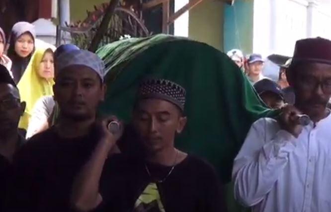 title Remaja di Malang Tewas Dikeroyok 8 Orang gegara Pakai Baju Perguruan Silat Remaja di Malang Tewas Dikeroyok 8 Orang gegara Pakai Baju Perguruan Silat