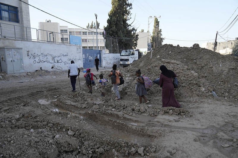 Israel Teror Lokasi Pengungsi Palestina di Kota Tulkarem Tepi Barat - Bagian 1