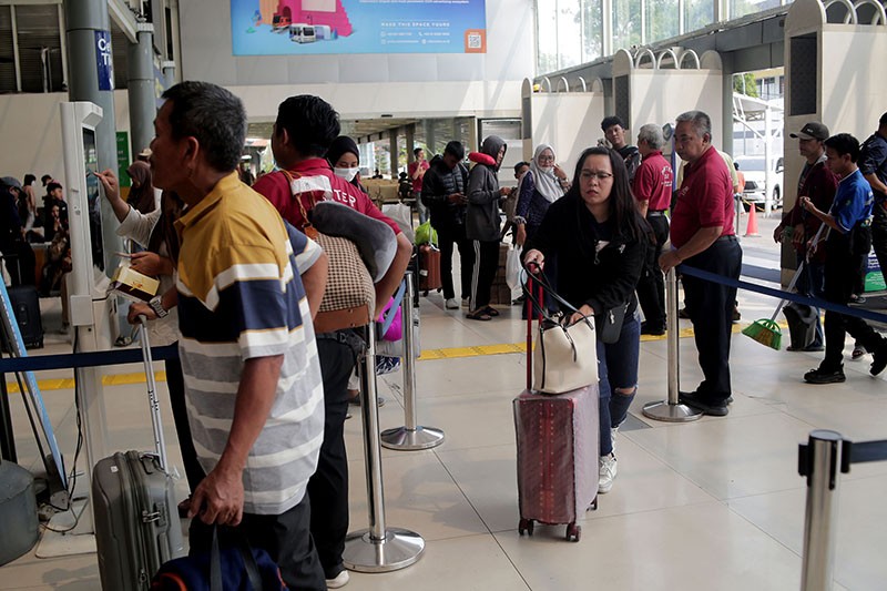 36.000 Orang Naik Kereta Api saat Libur Panjang Maulid Nabi Muhammad SAW - Bagian 2