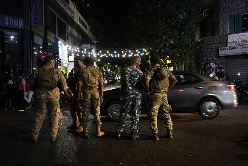 Suasana Kekacauan Lebanon usai Rentetan Ledakan Pager Ulah Hacker Israel - Bagian 5