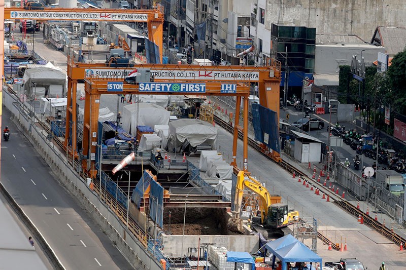 Progres Pembangunan MRT Jakarta Fase 2 di Kawasan Harmoni - Bagian 2