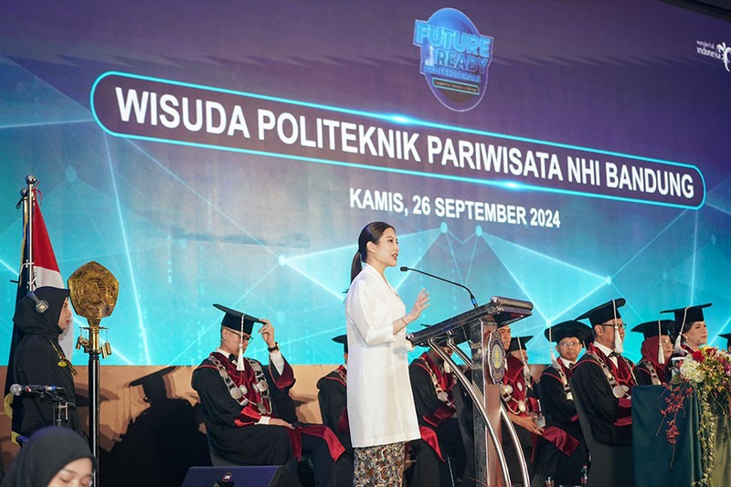Wamenparekraf Angela Tanoesoedibjo: Sektor Pariwisata dan Ekonomi Kreatif Berkembang Pesat - Bagian 3