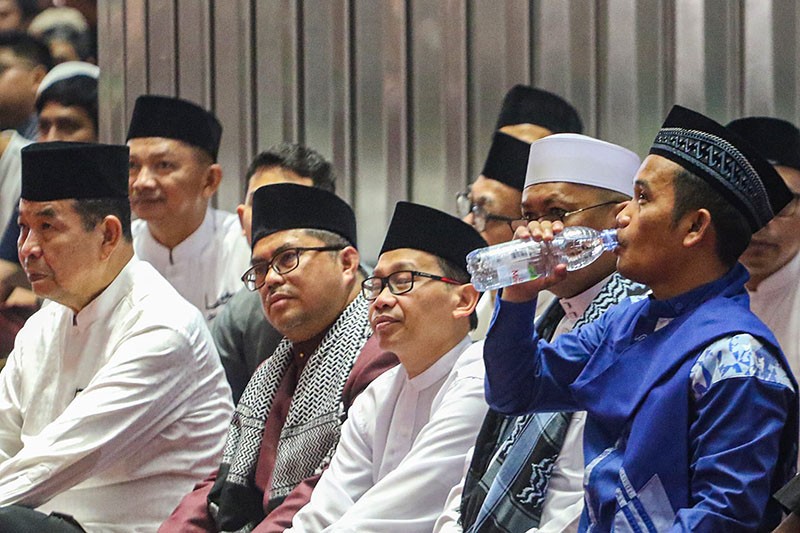  Merawat Kebhinekaan di Peringatan Maulid Nabi Muhammad SAW   - Bagian 4