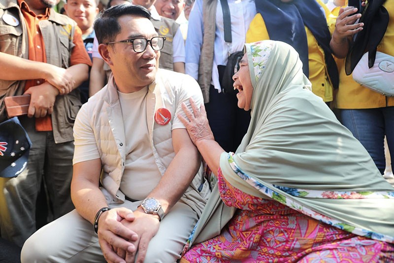 Foto-Foto Serunya Warga Pancoran Bertemu Ridwan Kamil yang Blusukan Pagi-Pagi - Bagian 4