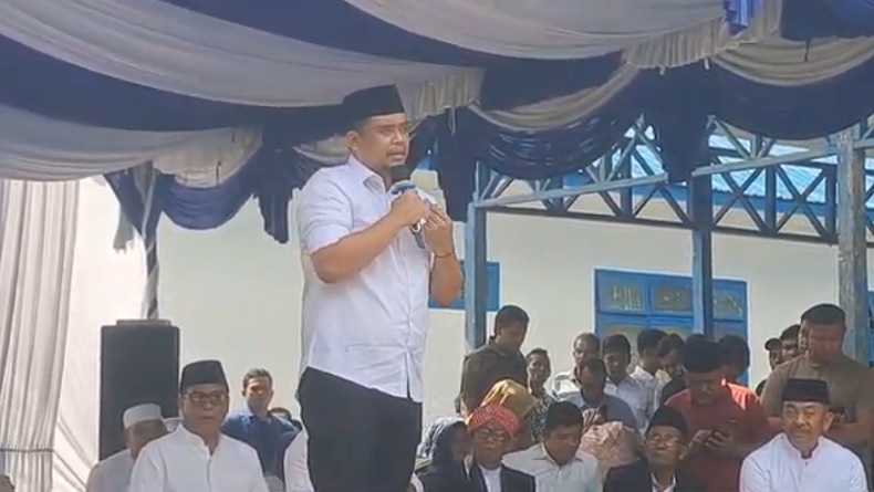 title Kampanye di Madina, Bobby Kembali Sindir Edy Rahmayadi soal Jalan Rusak Kampanye di Madina, Bobby Kembali Sindir Edy Rahmayadi soal Jalan Rusak