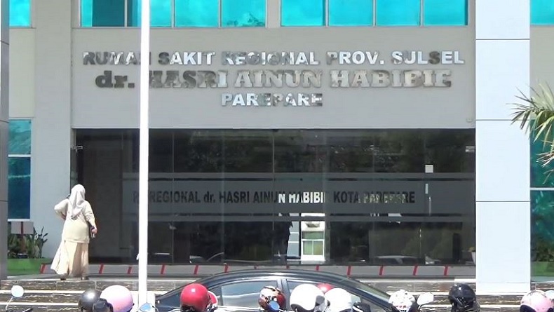 title Dokter Spesialis di Parepare Diduga Dilecehkan Sekuriti Rumah Sakit, Minta Pelaku Dipecat Dokter Spesialis di Parepare Diduga Dilecehkan Sekuriti Rumah Sakit, Minta Pelaku Dipecat