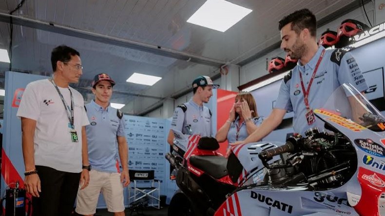 title Momen Menparekraf Sandiaga Tinjau Sirkuit Mandalika, Ngobrol dengan Marc Marquez Momen Menparekraf Sandiaga Tinjau Sirkuit Mandalika, Ngobrol dengan Marc Marquez