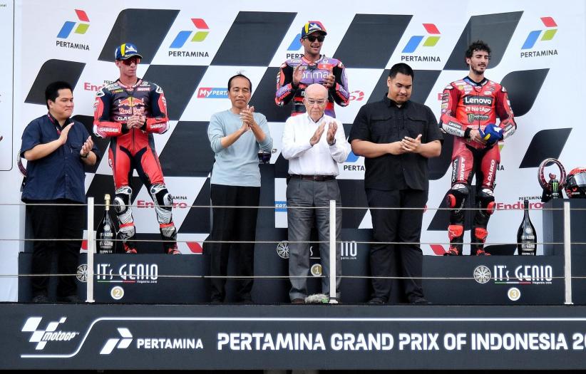 Momen Presiden Jokowi Nonton MotoGP 2024 di Sirkuit Mandalika - Bagian 4
