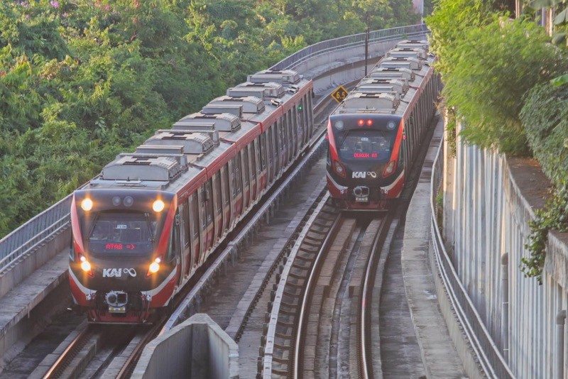 Perjalanan LRT Jabodebek Sebanyak 348 Kali pada Hari Kerja - Bagian 1