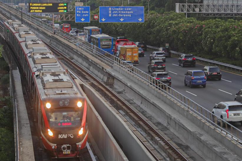 Perjalanan LRT Jabodebek Sebanyak 348 Kali pada Hari Kerja - Bagian 2
