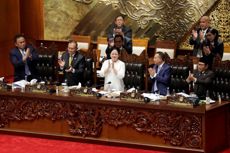 Ekspresi Puan Maharani Menangis saat Pidato Terakhir sebagai Ketua DPR 2019-2024 - Bagian 5