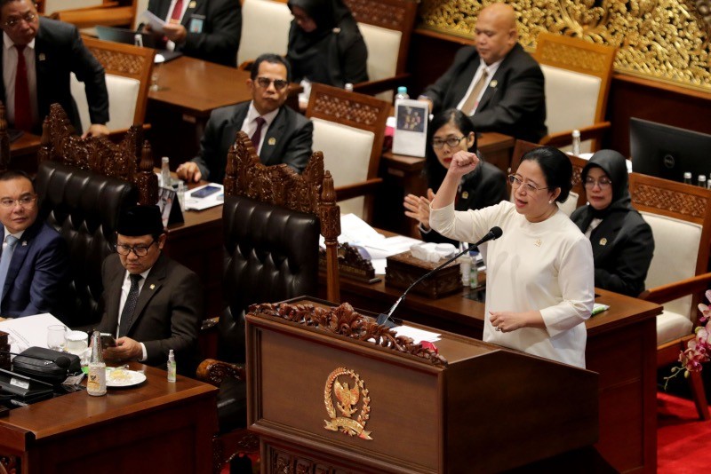 Ekspresi Puan Maharani Menangis saat Pidato Terakhir sebagai Ketua DPR 2019-2024 - Bagian 4