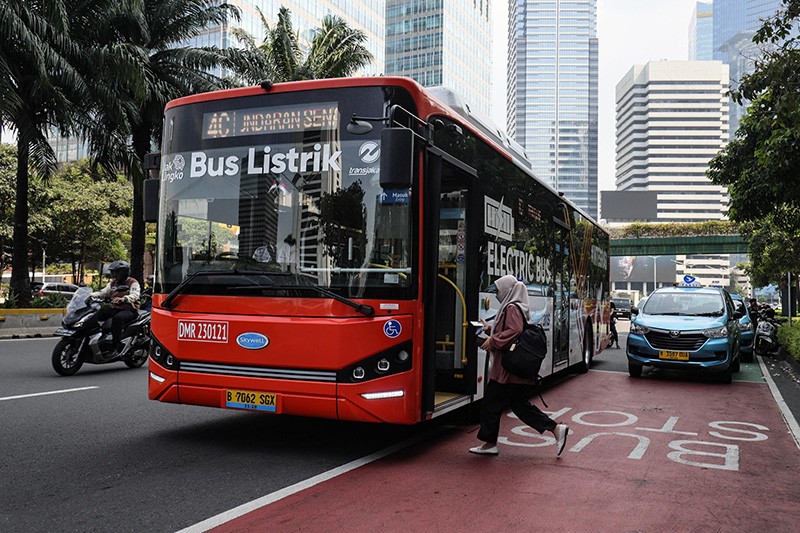 TransJakarta Tambah 200 Unit Bus Listrik - Bagian 1