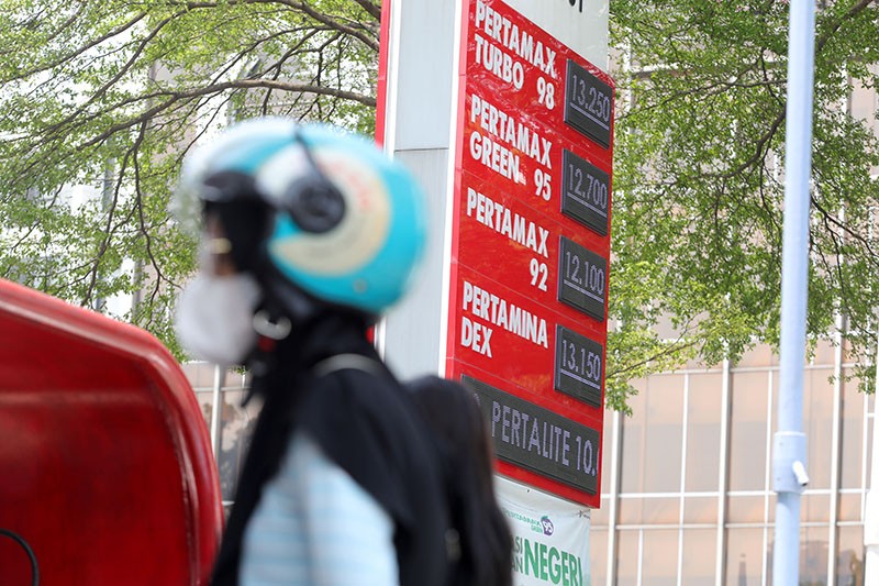Harga BBM Nonsubsidi Pertamina Kompak Turun per Oktober - Bagian 1
