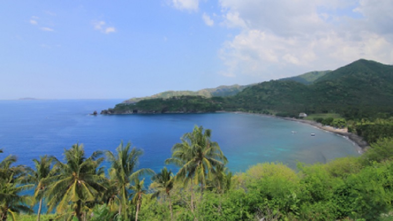 title 20 Oleh-oleh Khas Lombok, Camilan hingga Kerajinan Tangan 20 Oleh-oleh Khas Lombok, Camilan hingga Kerajinan Tangan