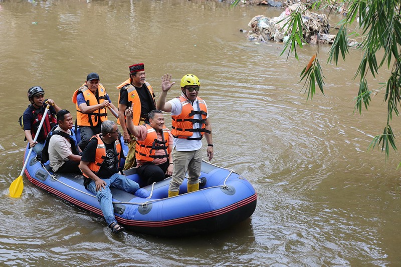 Ridwan Kamil Didukung Realisasikan Transportasi Air di Jakarta - Bagian 2