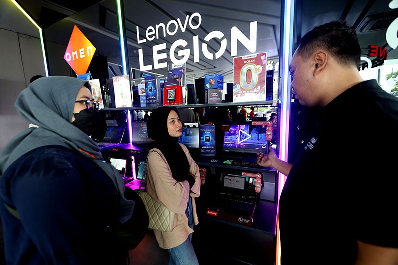 Ekspansi Pasar Smartphone dan PC Rakitan - Bagian 4