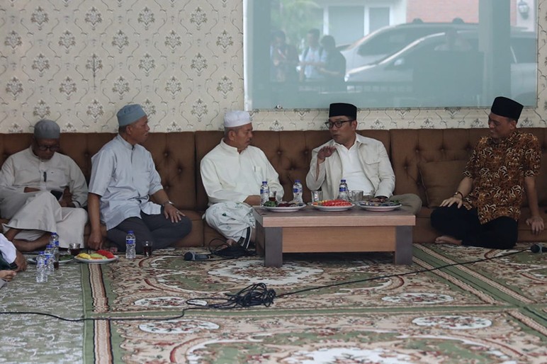 Ridwan Kamil Dapat Wejangan Bila Terpilih Pimpin Jakarta - Bagian 3