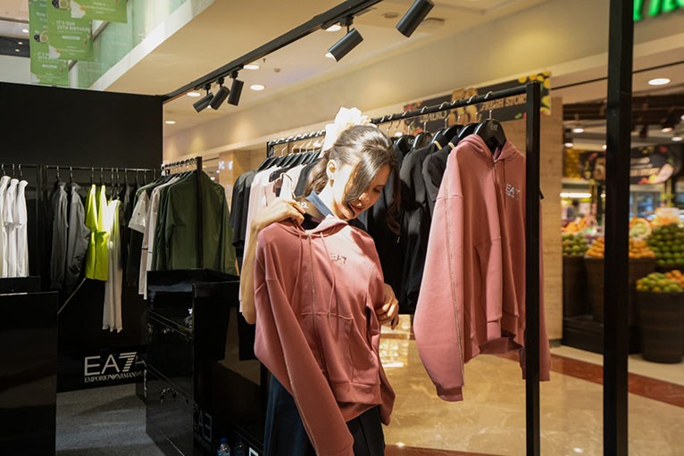 Roadshow Pop-Up untuk Para Pecinta Fashion dan Olahraga - Bagian 1