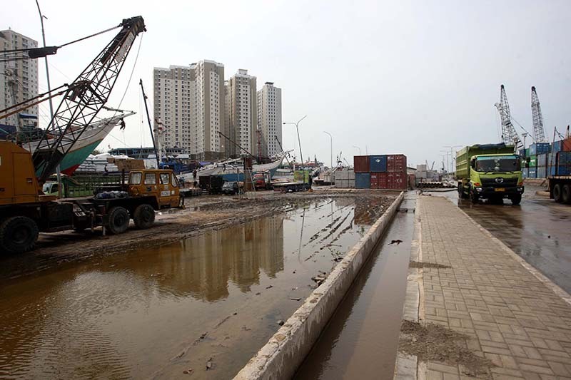 Wisatawan Ogah Mampir ke Pelabuhan Sunda Kelapa karena Banjir Rob - Bagian 3