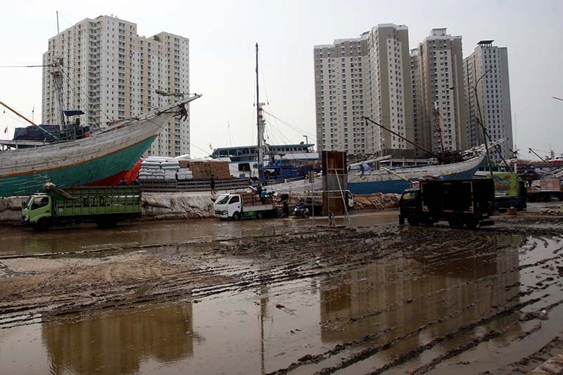 Wisatawan Ogah Mampir ke Pelabuhan Sunda Kelapa karena Banjir Rob - Bagian 4