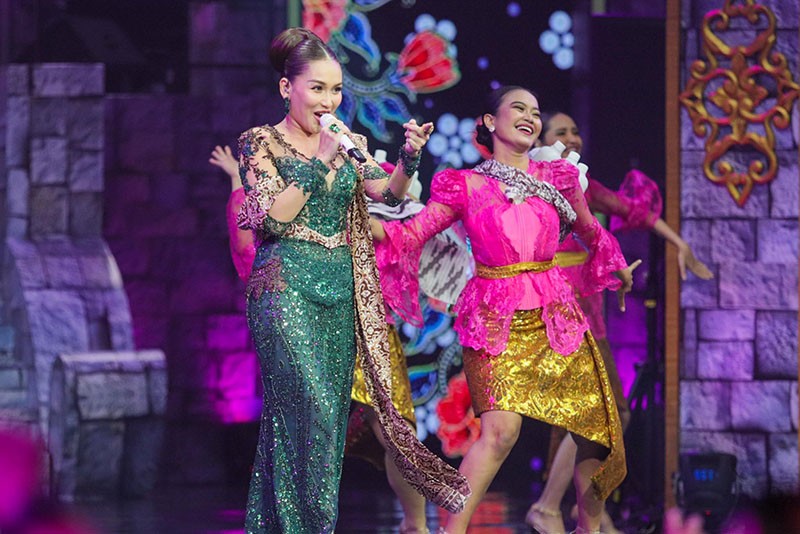 Penampilan Ayu Ting Ting di Panggung HUT GTV Amazing 22 - Bagian 1