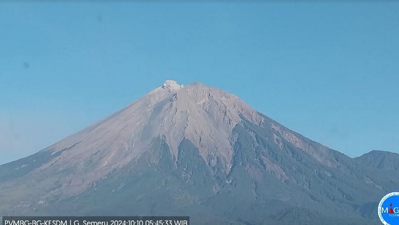 title Gunung Semeru 2 Kali Erupsi Beruntun Hari Ini, Status Level II Waspada Gunung Semeru 2 Kali Erupsi Beruntun Hari Ini, Status Level II Waspada