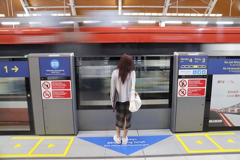 5,97 Juta Orang Naik LRT Jabodebek hingga Kuartal III 2024 - Bagian 1
