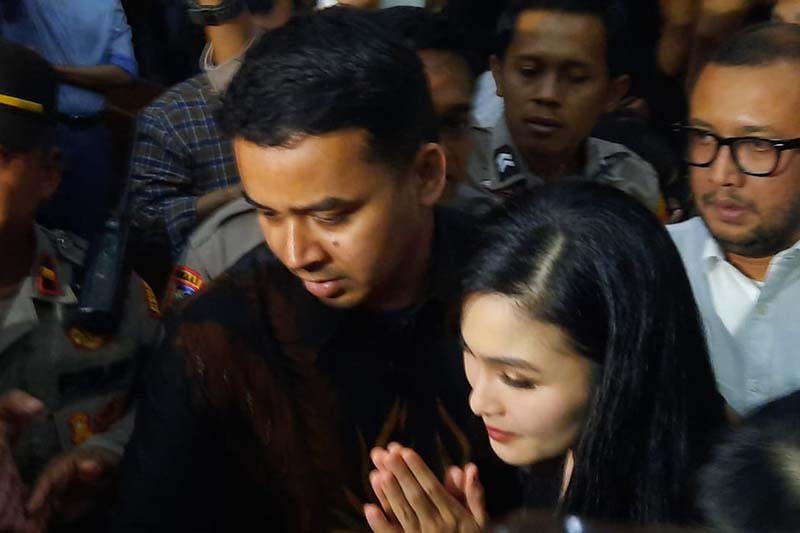 Tampang Sandra Dewi Jadi Saksi Sidang Kasus Korupsi Sang Suami, Harvey Moeis - Bagian 4
