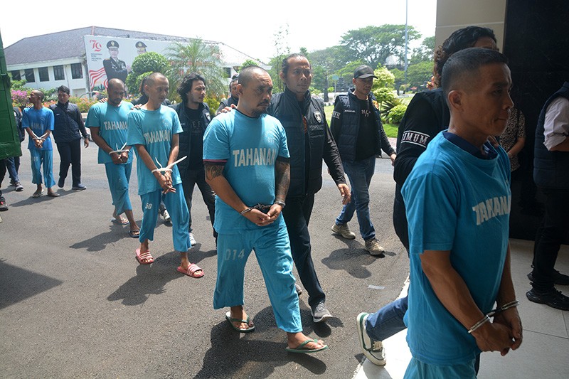 5 Pencuri Kayu yang Lumpuhkan 2 Penjaga Hutan di Pati Ditangkap Polisi - Bagian 2