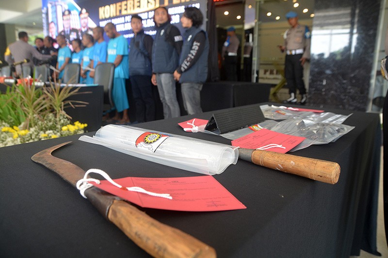 5 Pencuri Kayu yang Lumpuhkan 2 Penjaga Hutan di Pati Ditangkap Polisi - Bagian 3