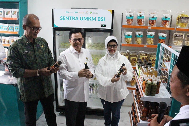 Resmikan Sentra UMKM Bedugul, BSI Perkuat Kemandirian Ekonomi Masyarakat Bali - Bagian 1