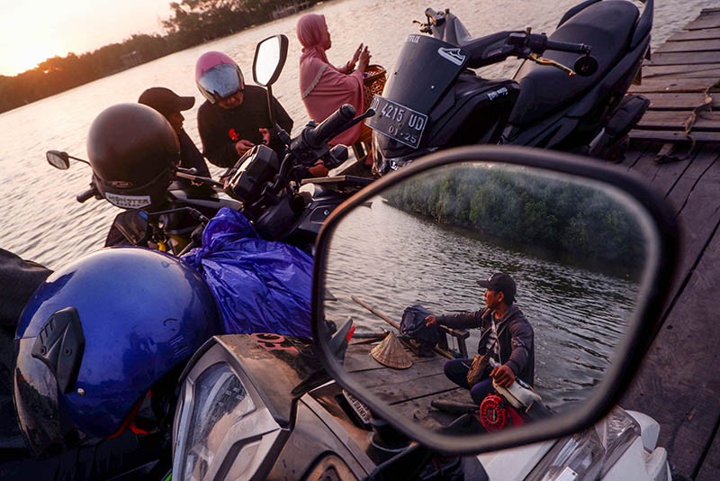 Aktivitas Penyeberangan Pulau Lakkang - Bagian 2