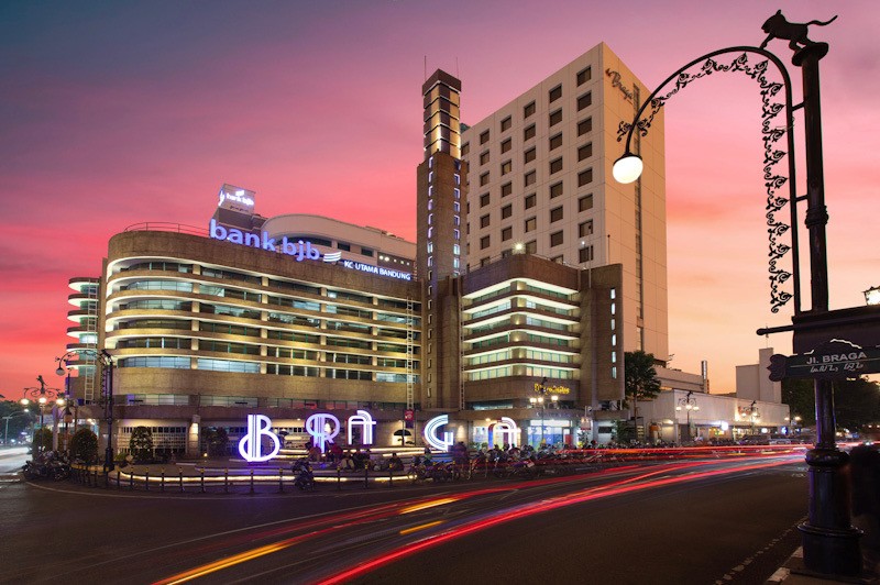 Penghargaan Indonesia Best Financial Awards 2024 - Bagian 1