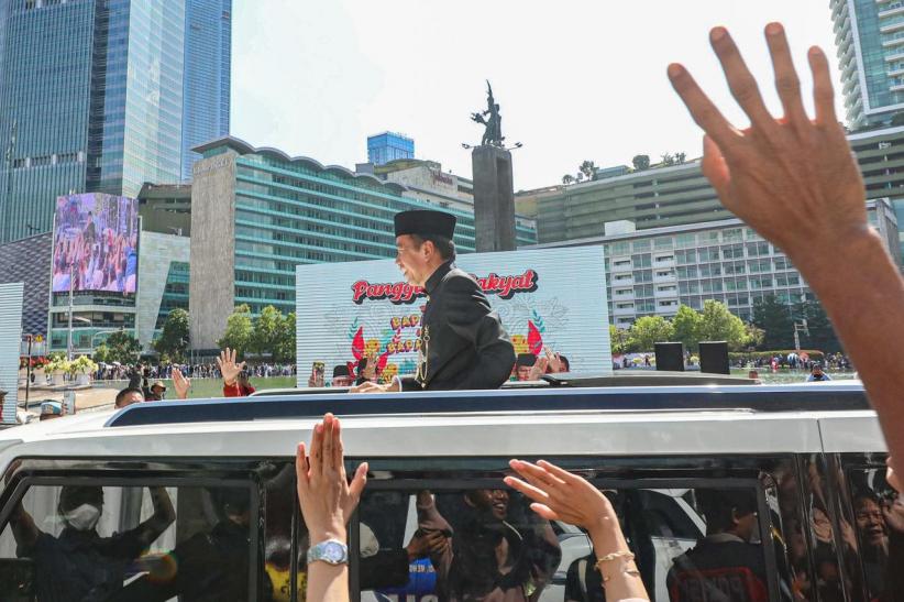 Jokowi Pulang Kampung Naik Maung - Bagian 4