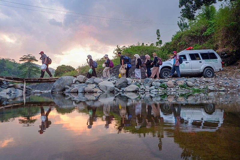 Potret Tim Medis Puskesmas Tompobulu Layani Kesehatan Gratis hingga Pelosok Desa - Bagian 1